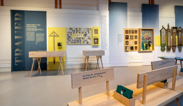 Sonderausstellung zum Thema Tod und Trauer