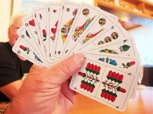 Karten spielen