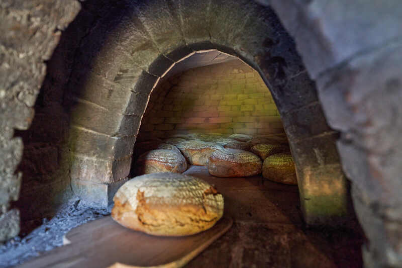 Schaubrotbacken im Schusteröderhof