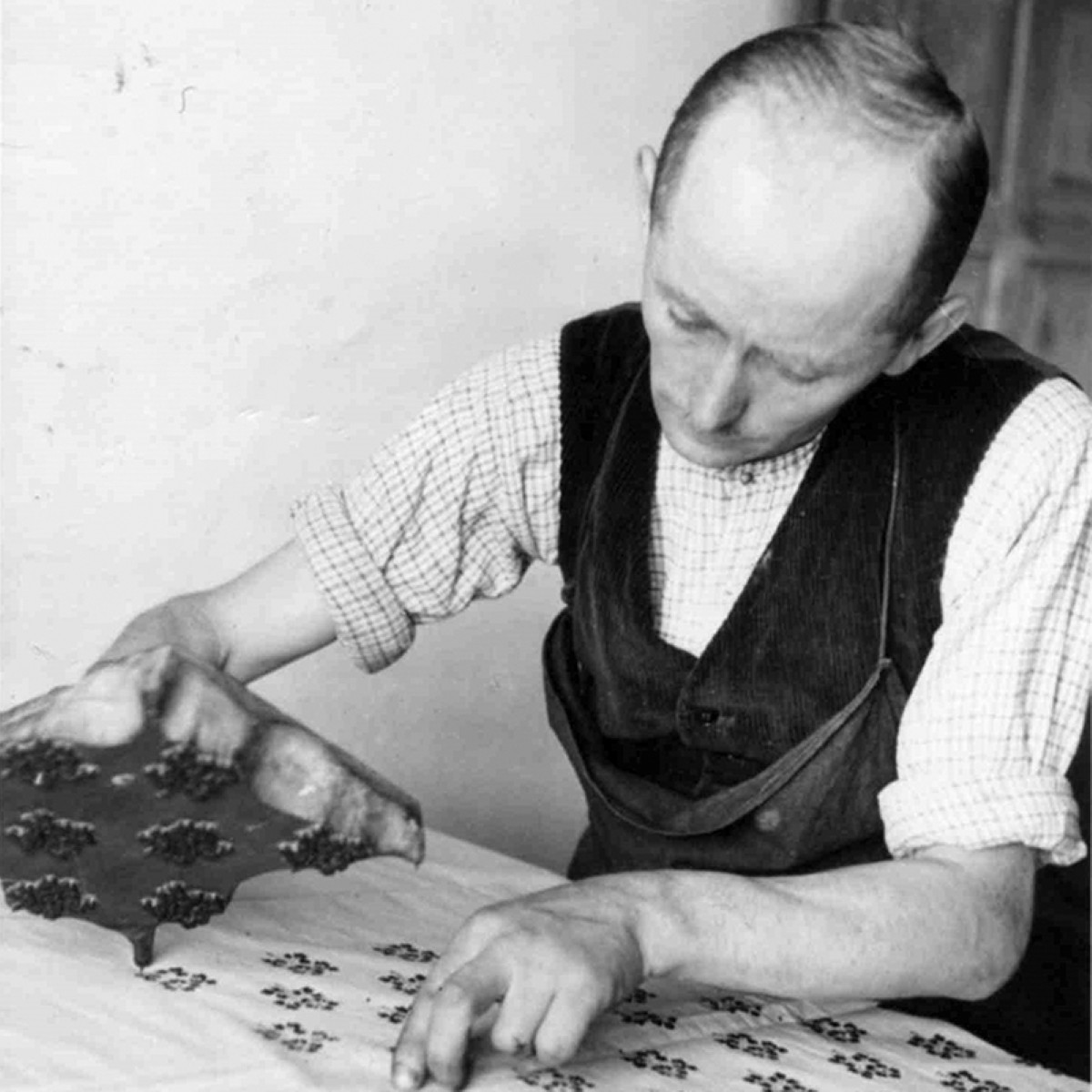 Erika Schmauß um 1937 - Archiv des Niederbayerischen Landwirtschaftsmuseums Regen - Alois Fromholzer IV. (1902-1943) Modeldruck